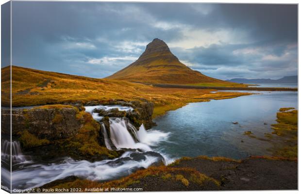 Mount kirkjufell and Kirkjufellsfoss waterfall Canvas Print by Paulo Rocha