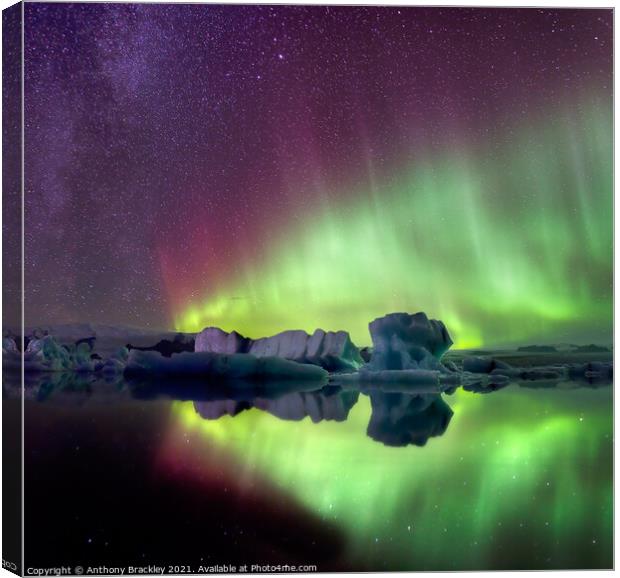 Red star aurora Canvas Print by Tony Prower