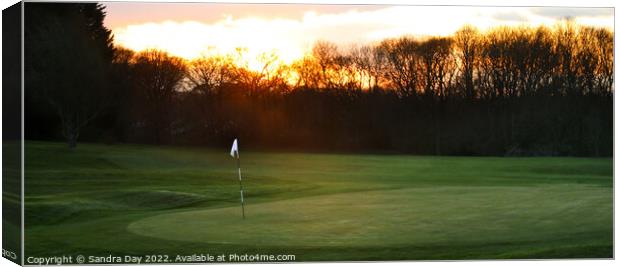 Long Golf Sunset 18th Hole Canvas Print by Sandra Day