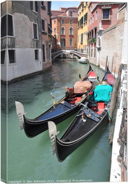 Pair of Gondolas. Venice Canvas Print by Sam Robinson