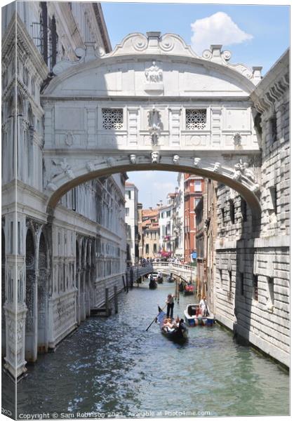 Bridge of Sighs, Venice Canvas Print by Sam Robinson