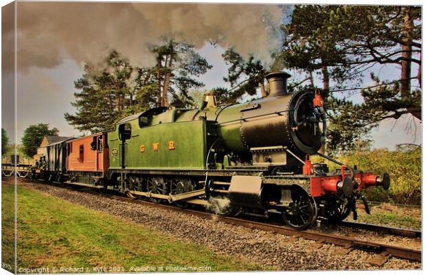 GWR 4200 Class no. 4270 at Gotherington with a Freight Working Canvas Print by Richard J. Kyte
