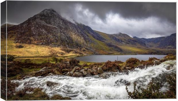 Tryfan and Llyn Ogwen after the Storm Canvas Print by Alan Le Bon