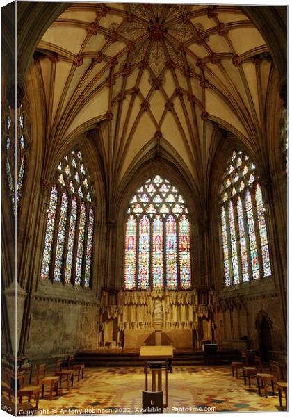Lady Chapel in Wells Cathedral Canvas Print by Antony Robinson