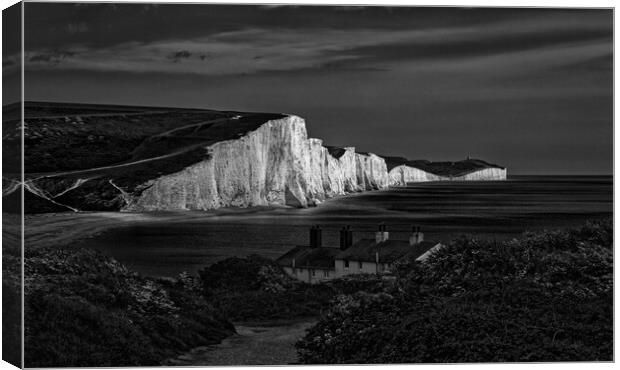 Seven Sisters Cuckmere Haven Sussex Canvas Print by John Gilham