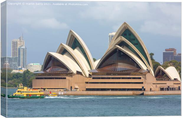 Sydney Opera House and Sydney ferry Canvas Print by martin berry