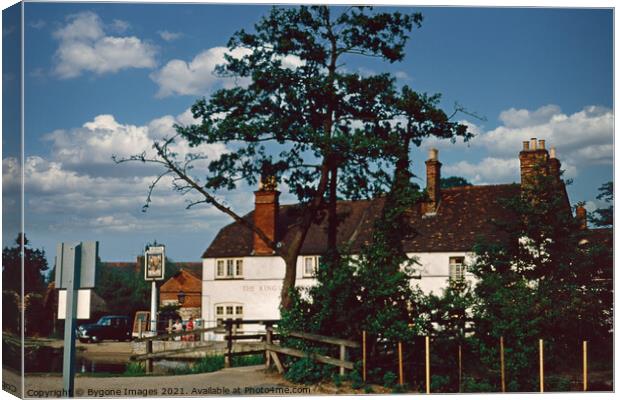 The Kings Arms Sandford Lock Oxfordshire 1960 Canvas Print by Bygone Images