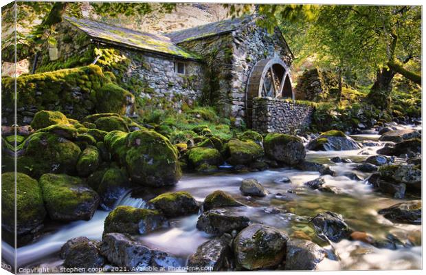 mill cottage Canvas Print by stephen cooper