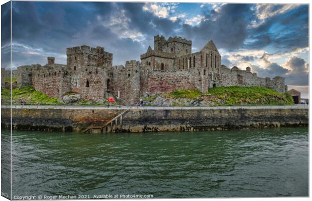 Fortress by the Water Canvas Print by Roger Mechan