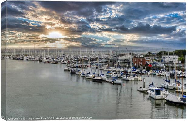 Tranquil Haven in Lymington Canvas Print by Roger Mechan