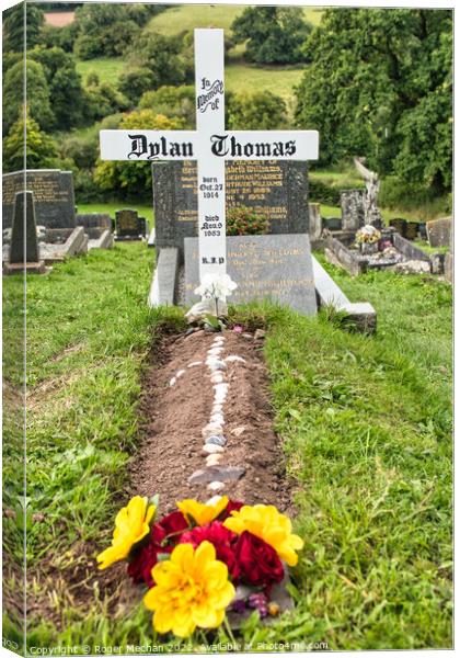 Dylan Thomas' Final Resting Place Canvas Print by Roger Mechan