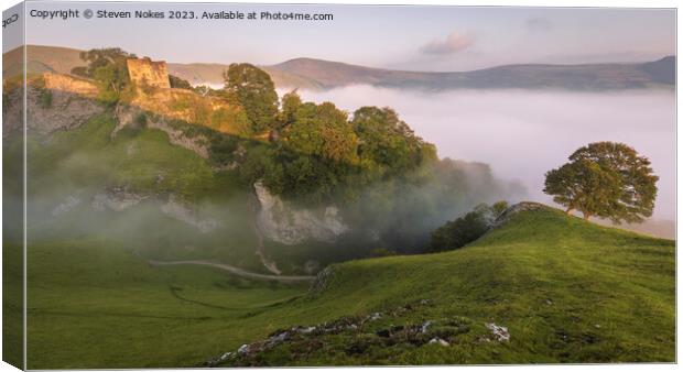 Misty sunrise at Peveril Castle in Castleton Canvas Print by Steven Nokes