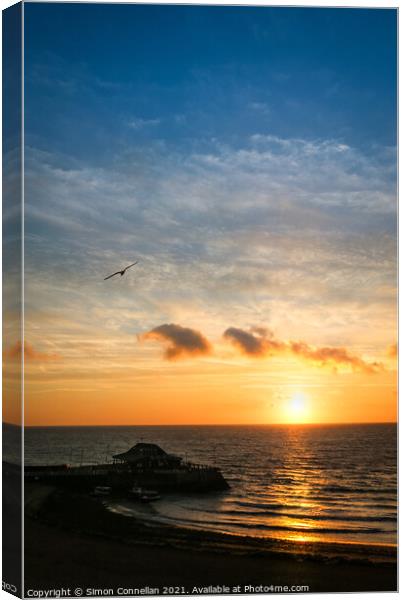 Broadstairs Sunrise Canvas Print by Simon Connellan