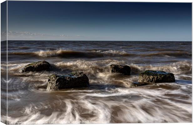 Hunstanton Beach Norfolk  Canvas Print by johnny weaver