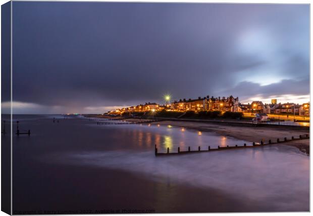 An eerie night in Southwold Canvas Print by Kerry Lummus