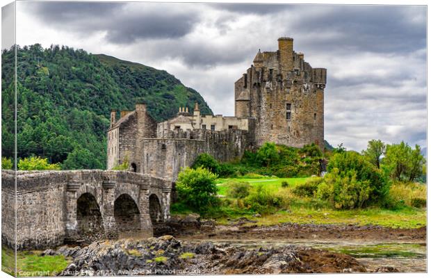 Donan Castel in Scotland  Canvas Print by Jakub Eter