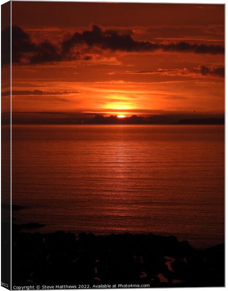 Westward Ho! sunset Canvas Print by Steve Matthews