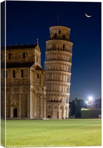 Leaning Tower of Pisa Canvas Print by Owen Edmonds