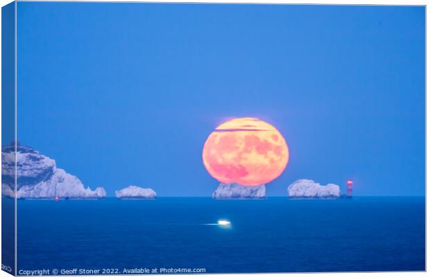 Moon Rise Canvas Print by Geoff Stoner