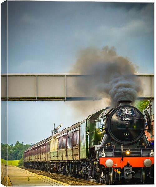 The Flying Scotsman - 60103 passing through Laurencekirk Station  Canvas Print by DAVID FRANCIS