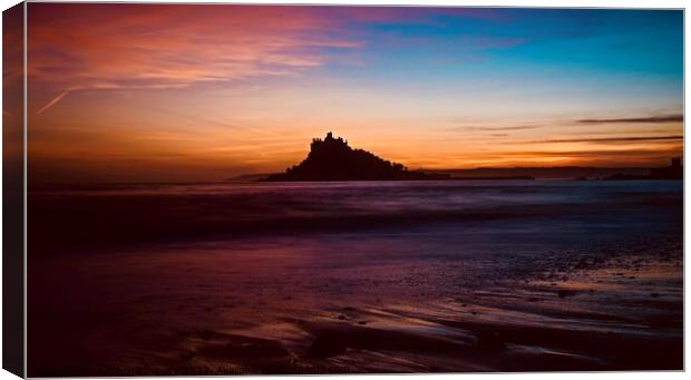 Beautiful sunset in Marazion ,Cornwall with a view of St.Michaels Mount  Canvas Print by Anthony miners