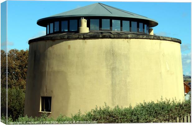 Dymchurch Seafront - Martello Tower Canvas Print by Ray Putley