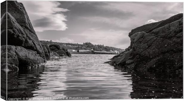 Wemyss Bay Station and Pier Canvas Print by RJW Images