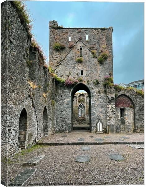 Building church abbey cashel tipperary  Canvas Print by aileen stoddart