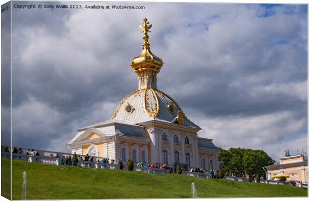 Palace of Peter the Great Canvas Print by Sally Wallis