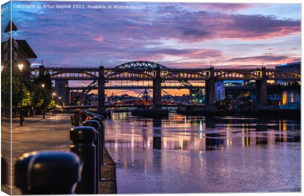 Good morning Newcastle - city ​​of bridges #2 Canvas Print by Artur Rejdak