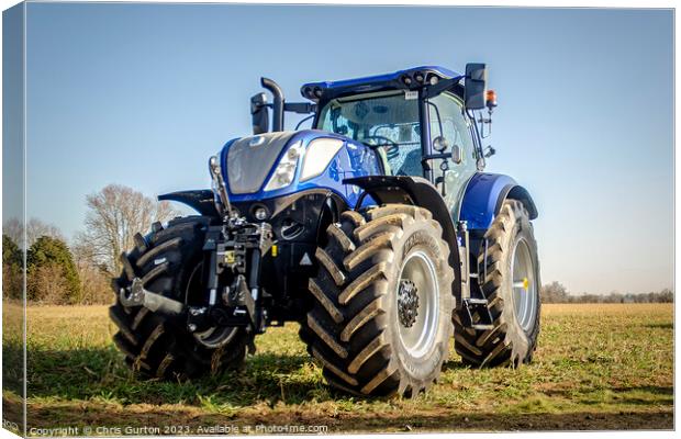 New Holland T7.270 Tractor Canvas Print by Chris Gurton