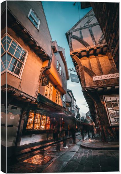 The Shambles at dusk, York Canvas Print by Alan Wise
