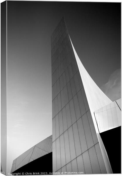 Imperial War Museum North in Salford Manchester UK Canvas Print by Chris Brink