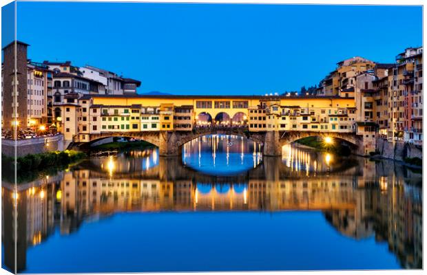 Ponte Vecchio at night Canvas Print by Fabrizio Troiani