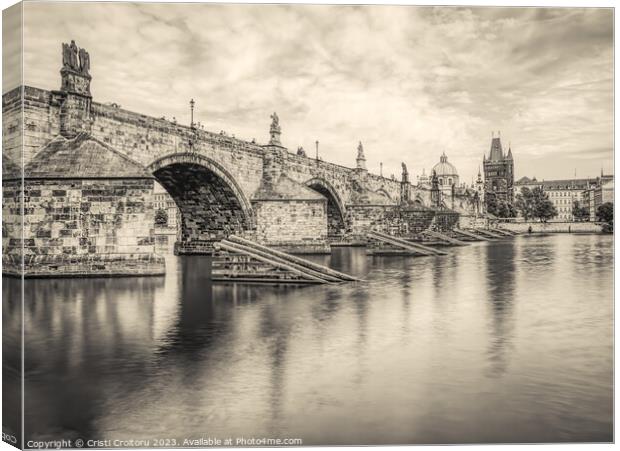 Charles Bridge over Vltava river in Prague. Canvas Print by Cristi Croitoru