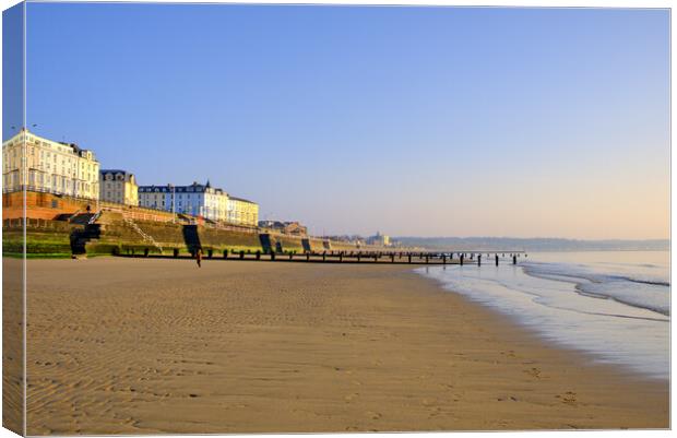 Bridlington Seafront Canvas Print by Steve Smith