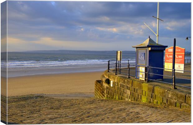 Filey Seafront Canvas Print by Steve Smith