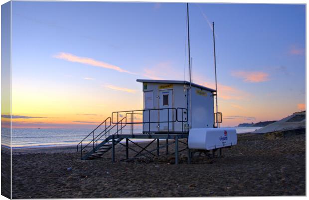 Sandsend Lifeguard Station Canvas Print by Steve Smith