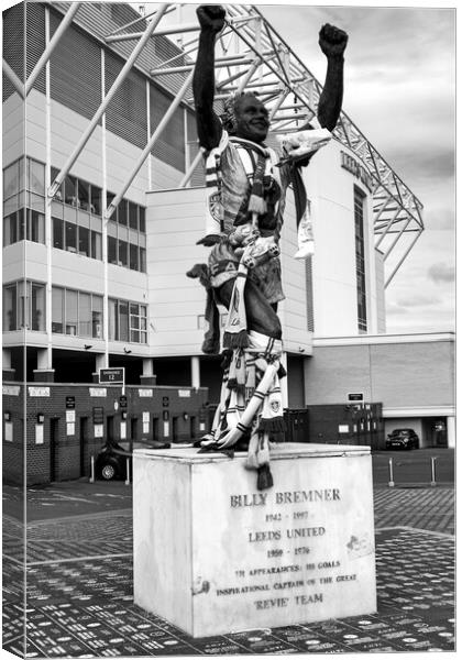 Billy Bremner Monument Mono Canvas Print by Steve Smith