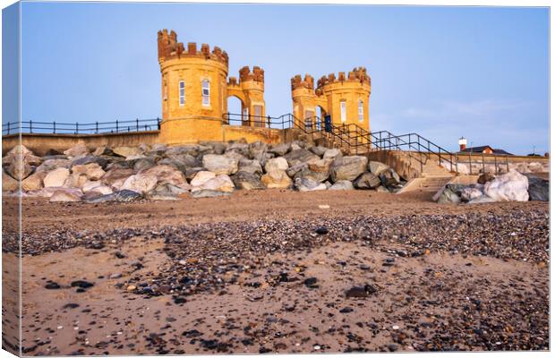 Withernsea Pier Towers Canvas Print by Steve Smith