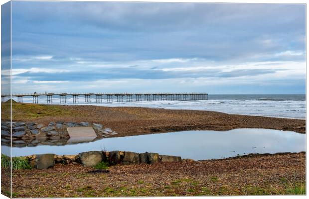 Saltburn by the Sea Canvas Print by Steve Smith