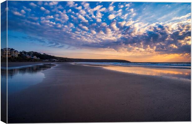 Cloudy sunrise over Filey Beach Canvas Print by Tim Hill