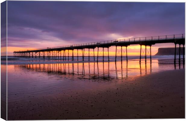 September Sunrise: Saltburn by the sea Canvas Print by Tim Hill