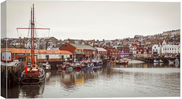 Kommandoren in Scarborough Harbour Canvas Print by Tim Hill