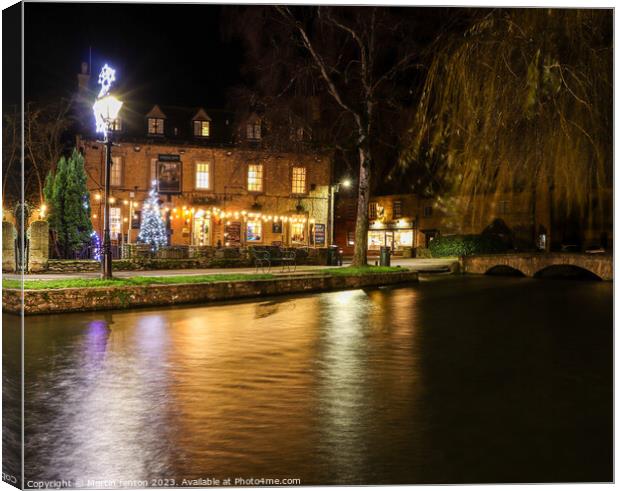 Christmas at the Manse Hotel Bourton on the water. Canvas Print by Martin fenton
