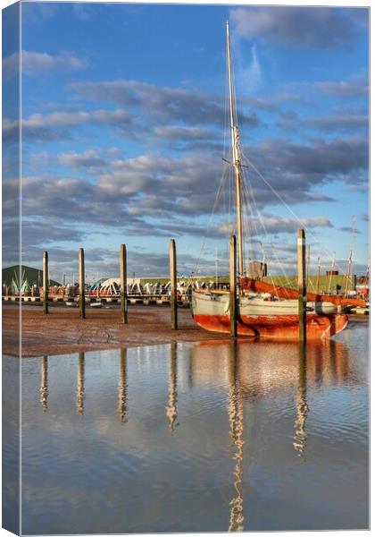 Smack at the scrubbing posts Brightlingsea  Canvas Print by Tony lopez