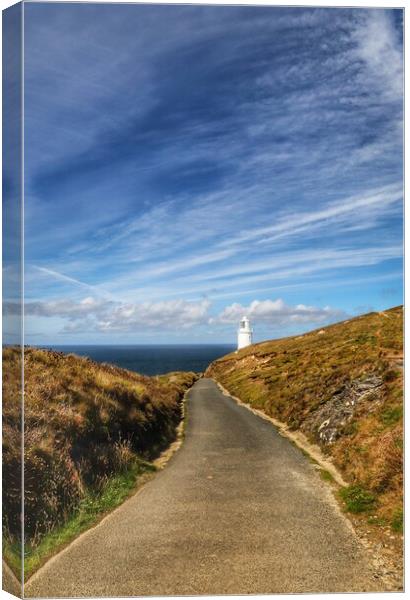 To the lighthouse at Trevose Head  Canvas Print by Tony lopez