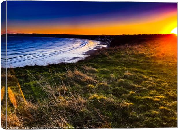  Sunset over Filey Bay Canvas Print by Ian Donaldson