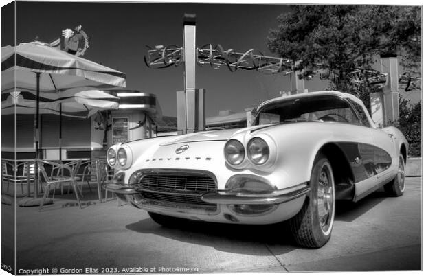 50s Corvette at the diner Canvas Print by Gordon Elias