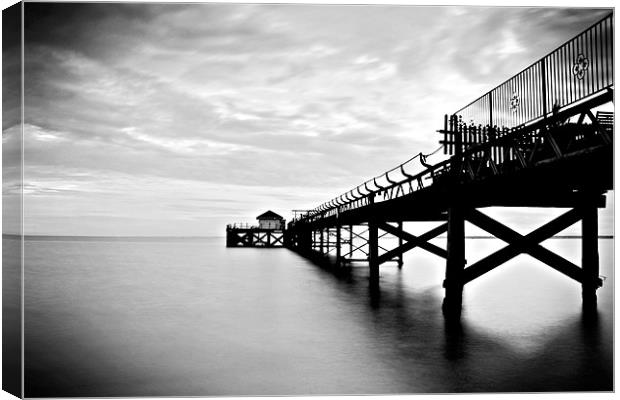 Totland Bay Pier, Isle Of Wight,Black and White Canvas Print by Simon Gladwin
